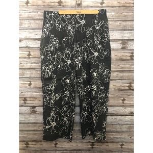 Chicos Stretch Waist Capri Pants 2 Floral